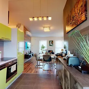 central-home-budapest.inbudapesthotels.com/
