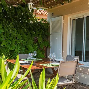 https://rsidence-les-pescadires.fr-provencehotel.com